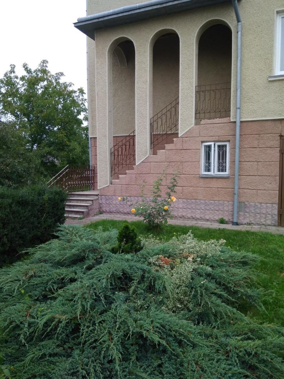 Hostynna Sadyba Lishnya Екстериор снимка
